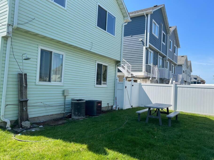 House 2car Parking Subway Jfk Usb Rumah percutian New York